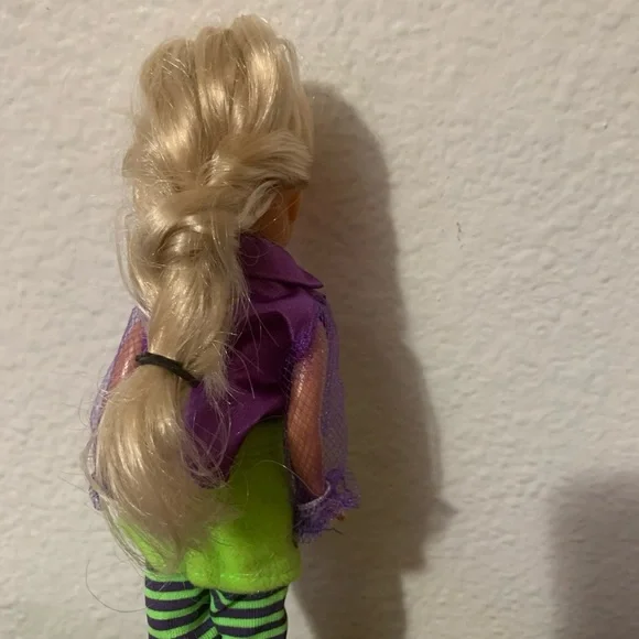 Vintage 1990 - Kid Kore 8"  Doll Blonde Hair Blue Eyes Original Outfit - Picture 2 of 3